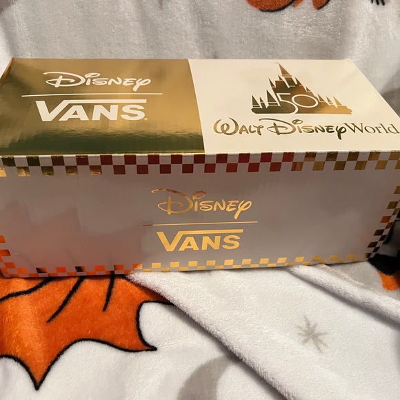 NWT never worn. I bought the wrong size. Thought they were a  Mens 5.5. NOPE! :( - Picture 6 of 6